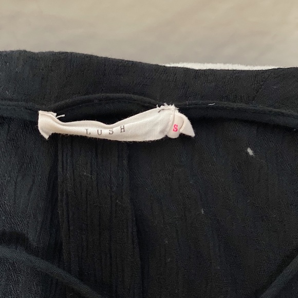 SALE Black Chiffon Open Front Crisscrossed Blouse - Picture 3 of 6